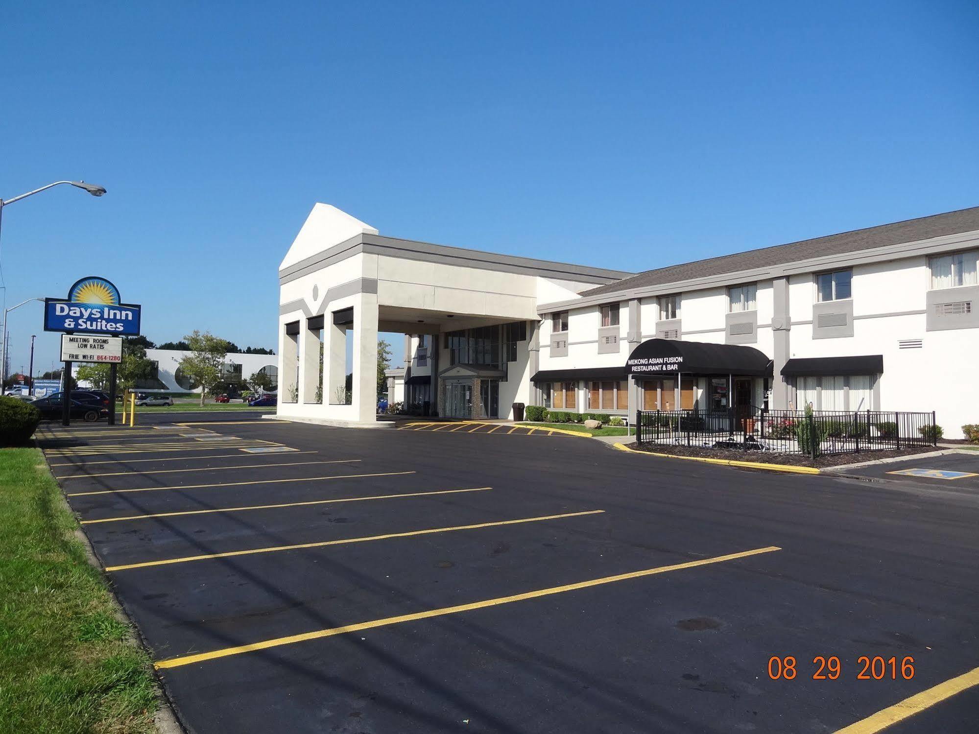Days Inn By Wyndham Columbus East Airport Exterior foto